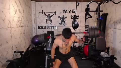 Snapshot of mrjustin_ chatting on 10-18-25, 08:09 mrjustin_ online show from 10-18-25, 08:09