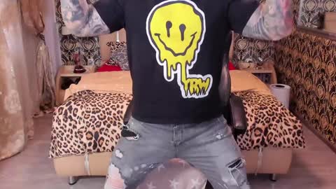 Snapshot of mrkarlhot99 chatting on 01-27-25, 09:02 mrkarlhot99 online show from 01-27-25, 09:02