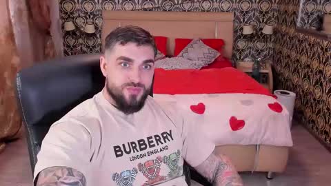 Snapshot of mrkarlhot99 chatting on 03-10-25, 02:37 mrkarlhot99 online show from 03-10-25, 02:37