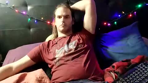 Snapshot of mrkinksized chatting on 12-21-24, 10:17 MrKinkSized online show from 12-21-24, 10:17