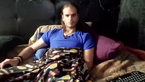 Snapshot of mrkinksized chatting on 12-31-24, 12:15 MrKinkSized online show from 12-31-24, 12:15