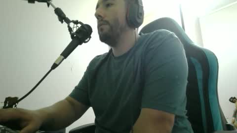 Snapshot of mrlilnice chatting on 01-10-26, 01:51 mrlilnice online show from 01-10-26, 01:51