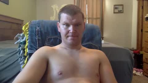 mrlongm8 online show from 11-19-25, 02:28