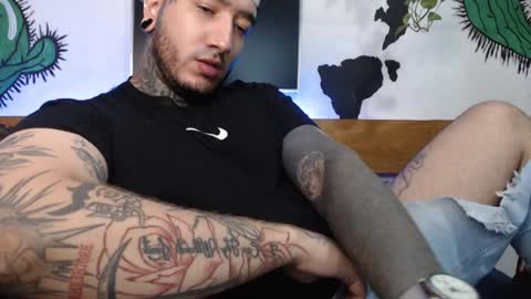 Snapshot of mrmanny__ chatting on 02-01-25, 06:21 mrmanny__ online show from 02-01-25, 06:21