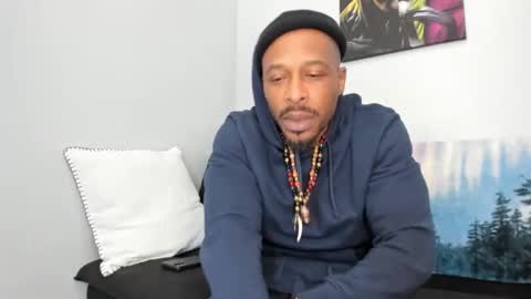 Snapshot of mromg007 chatting on 02-21-25, 11:10 mromg007 online show from 02-21-25, 11:10