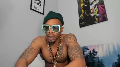 Snapshot of mromg007 chatting on 02-28-25, 01:05 mromg007 online show from 02-28-25, 01:05