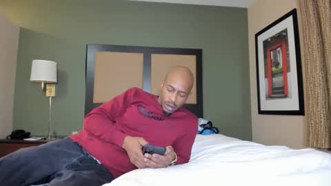 Snapshot of mromg007 chatting on 12-16-25, 03:55 mromg007 online show from 12-16-25, 03:55