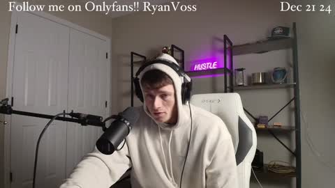 Snapshot of mrryanvoss chatting on 12-22-24, 06:37 Mr Ryan Voss online show from 12-22-24, 06:37