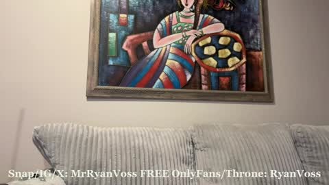 Snapshot of mrryanvoss chatting on 01-12-25, 11:04 Mr Ryan Voss online show from 01-12-25, 11:04