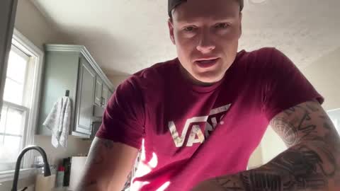 Snapshot of mrryanvoss chatting on 01-26-25, 02:41 Mr Ryan Voss online show from 01-26-25, 02:41