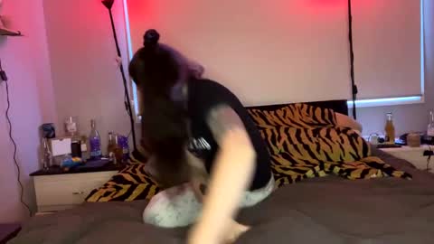 Snapshot of mrs_and_his_kitten chatting on 01-17-25, 07:41 mrs_and_his_kitten online show from 01-17-25, 07:41