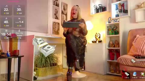 Snapshot of mrs_edha_ chatting on 05-12-26, 01:36 Edha online show from 05-12-26, 01:36