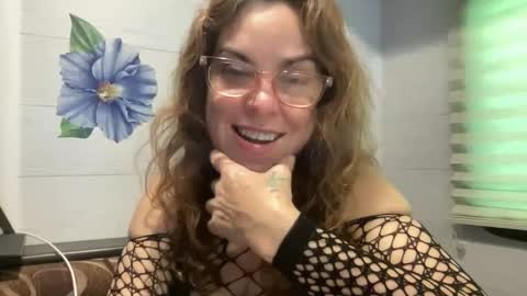 Snapshot of mrs_kinkie chatting on 12-07-24, 04:36 mrs_kinkie online show from 12-07-24, 04:36