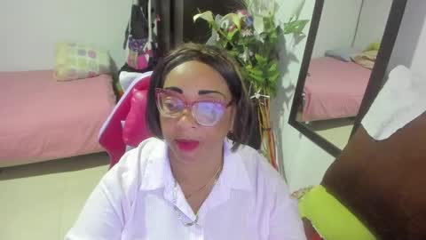 mrs_mommy online show from 01-06-25, 06:52