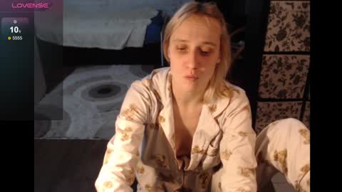 Sasha online show from 12-20-24, 08:12