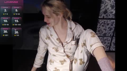 Sasha online show from 01-20-25, 05:48