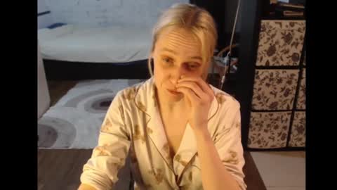 Sasha online show from 03-09-25, 06:11