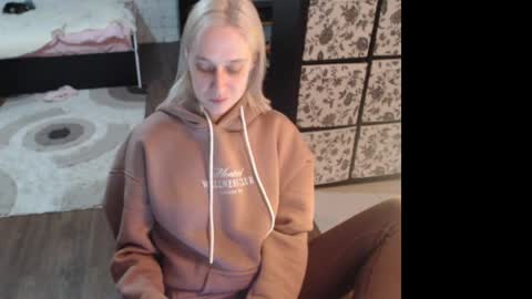 Sasha online show from 04-09-26, 07:08