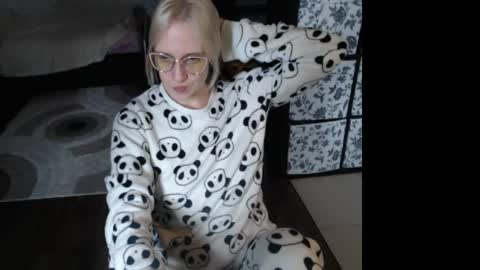 Sasha online show from 04-13-26, 09:26