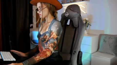 YOUR OWNER online show from 02-20-25, 08:58