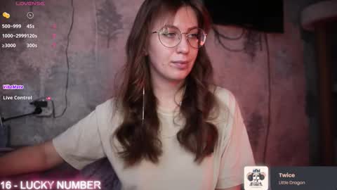 Snapshot of ms_allison chatting on 10-20-25, 12:05 Allison online show from 10-20-25, 12:05