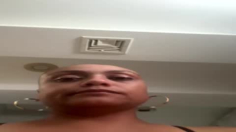 Snapshot of ms_discreet chatting on 07-10-26, 02:52 ms_discreet online show from 07-10-26, 02:52