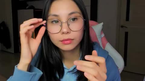 ms_emily_ online show from 09-18-25, 03:58