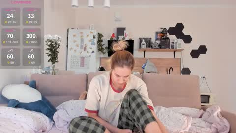 Ms ForYOU online show from 10-04-25, 04:10