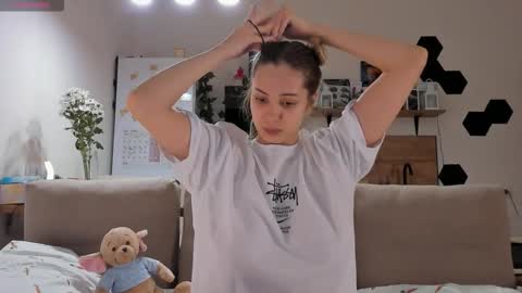 Ms ForYOU online show from 10-29-25, 03:25