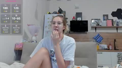 Ms ForYOU online show from 12-21-25, 05:14