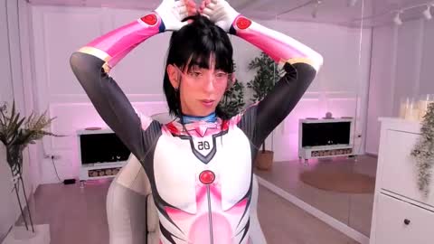 Snapshot of ms_lawless chatting on 02-22-25, 02:39 Samantha online show from 02-22-25, 02:39