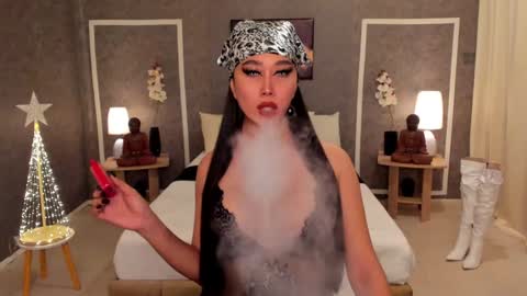 Evon online show from 12-08-24, 01:58