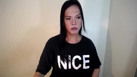 Snapshot of ms_selenaxx chatting on 02-05-25, 11:23 selena online show from 02-05-25, 11:23