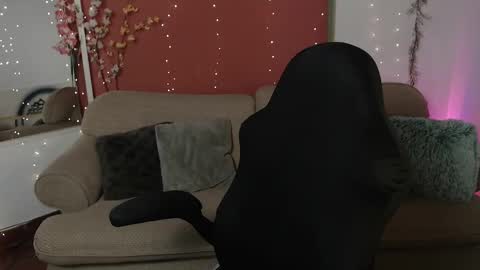 Sofia online show from 12-17-24, 03:39