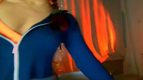 ms_sophiee online show from 01-06-25, 03:40