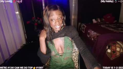 Snapshot of ms_waterworks chatting on 01-03-25, 02:43 DaPussyFairy online show from 01-03-25, 02:43