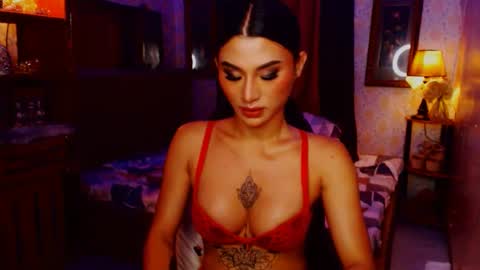 Thea online show from 03-05-25, 01:10