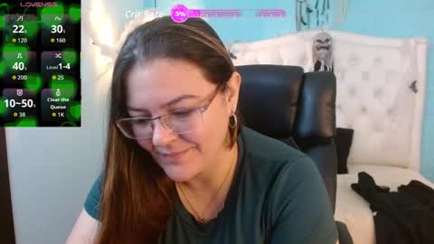 Jossie online show from 10-29-25, 03:42