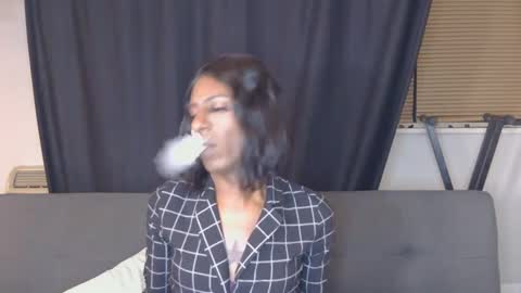 Merlin Mystique online show from 10-07-25, 03:14