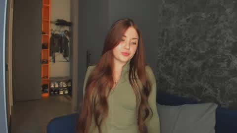 Snapshot of msmexika chatting on 11-24-25, 12:05 Lucy online show from 11-24-25, 12:05