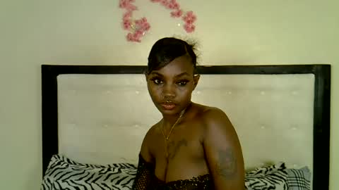 Snapshot of msred_xoxo chatting on 08-04-26, 02:37 msred_xoxo online show from 08-04-26, 02:37