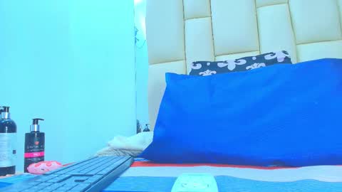 FERNANDA 3 online show from 10-28-25, 03:10