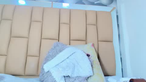 MARIA ANTONELLA 3 online show from 12-16-25, 03:11