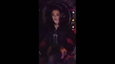 Snapshot of msvioletx chatting on 02-23-25, 06:07 MsVioletx online show from 02-23-25, 06:07