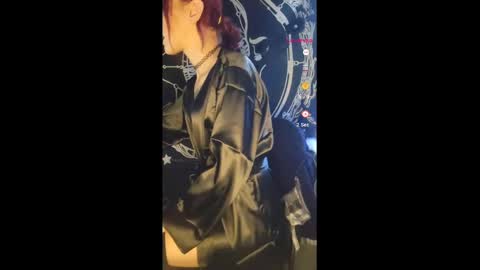 Snapshot of msvioletx chatting on 02-26-25, 03:08 MsVioletx online show from 02-26-25, 03:08