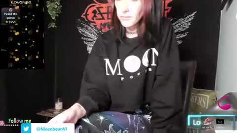 Snapshot of msvioletx chatting on 11-03-25, 08:43 MsVioletx online show from 11-03-25, 08:43