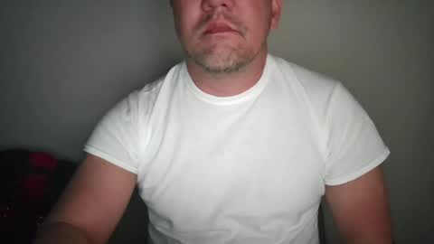 Snapshot of mtman5 chatting on 10-23-25, 02:55 mtman5 online show from 10-23-25, 02:55