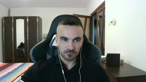 Victor online show from 09-25-25, 03:16