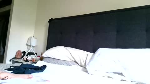 Snapshot of mudjimba chatting on 12-20-24, 12:30 mudjimba online show from 12-20-24, 12:30