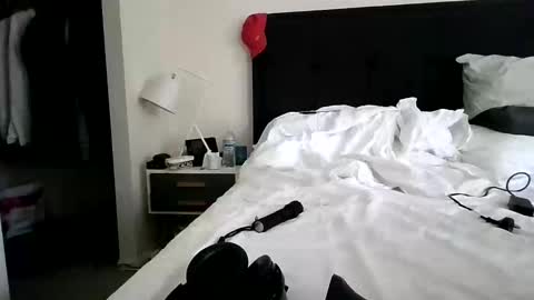 Snapshot of mudjimba chatting on 02-27-25, 11:04 mudjimba online show from 02-27-25, 11:04